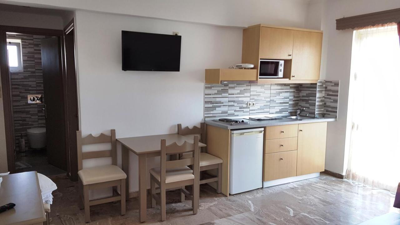 Luis Apartments Мастрихари Екстериор снимка