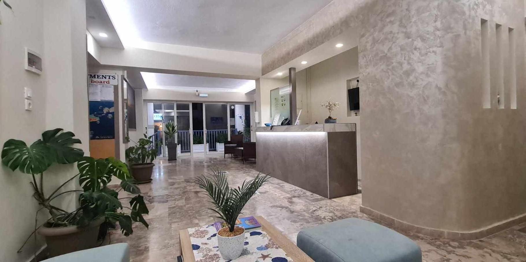 Luis Apartments Мастрихари Екстериор снимка