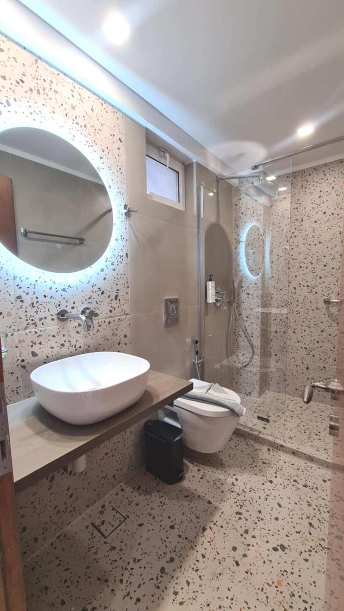 Luis Apartments Мастрихари Екстериор снимка