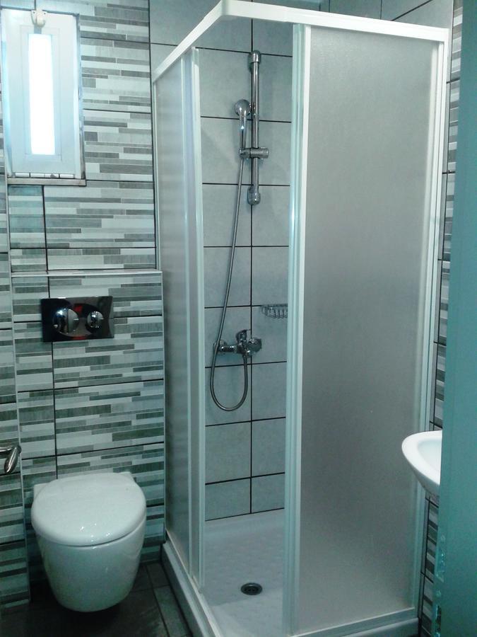 Luis Apartments Мастрихари Екстериор снимка